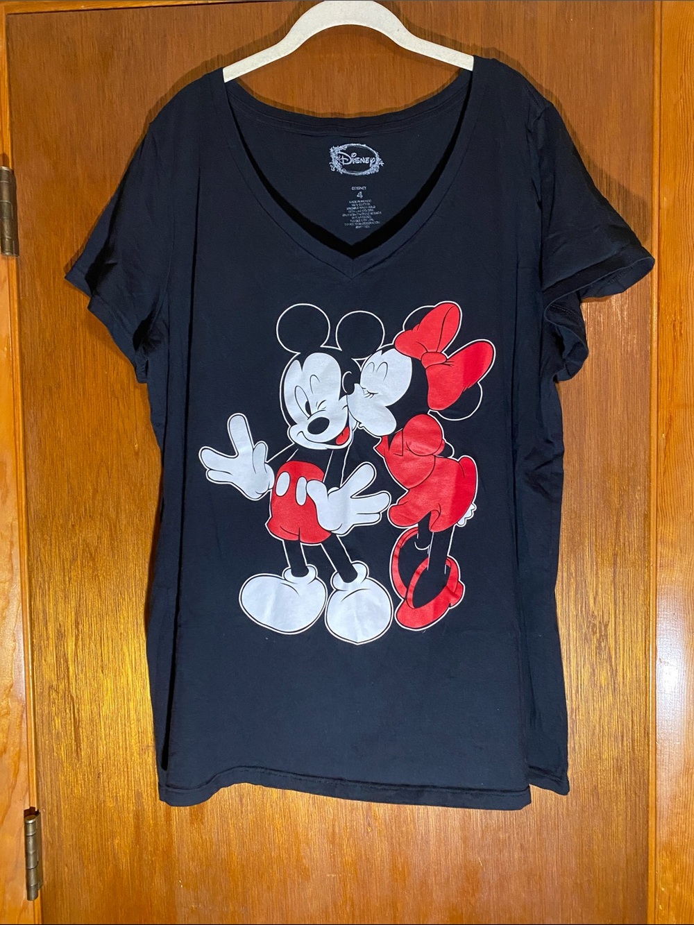 Disney Black Tee with Red & White Mickey & Minnie Graphic Pit To Pit 25” x 30”L